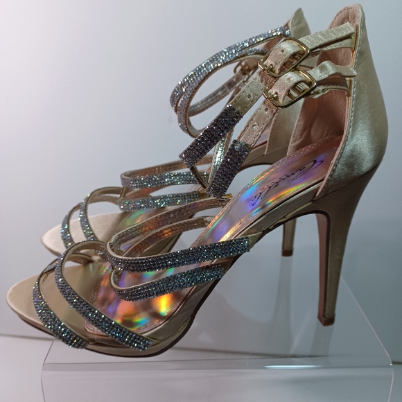 CAMILLE La Vie, Gold Strappy Heels Sandal, Size 8.5 - Picture 8 of 16